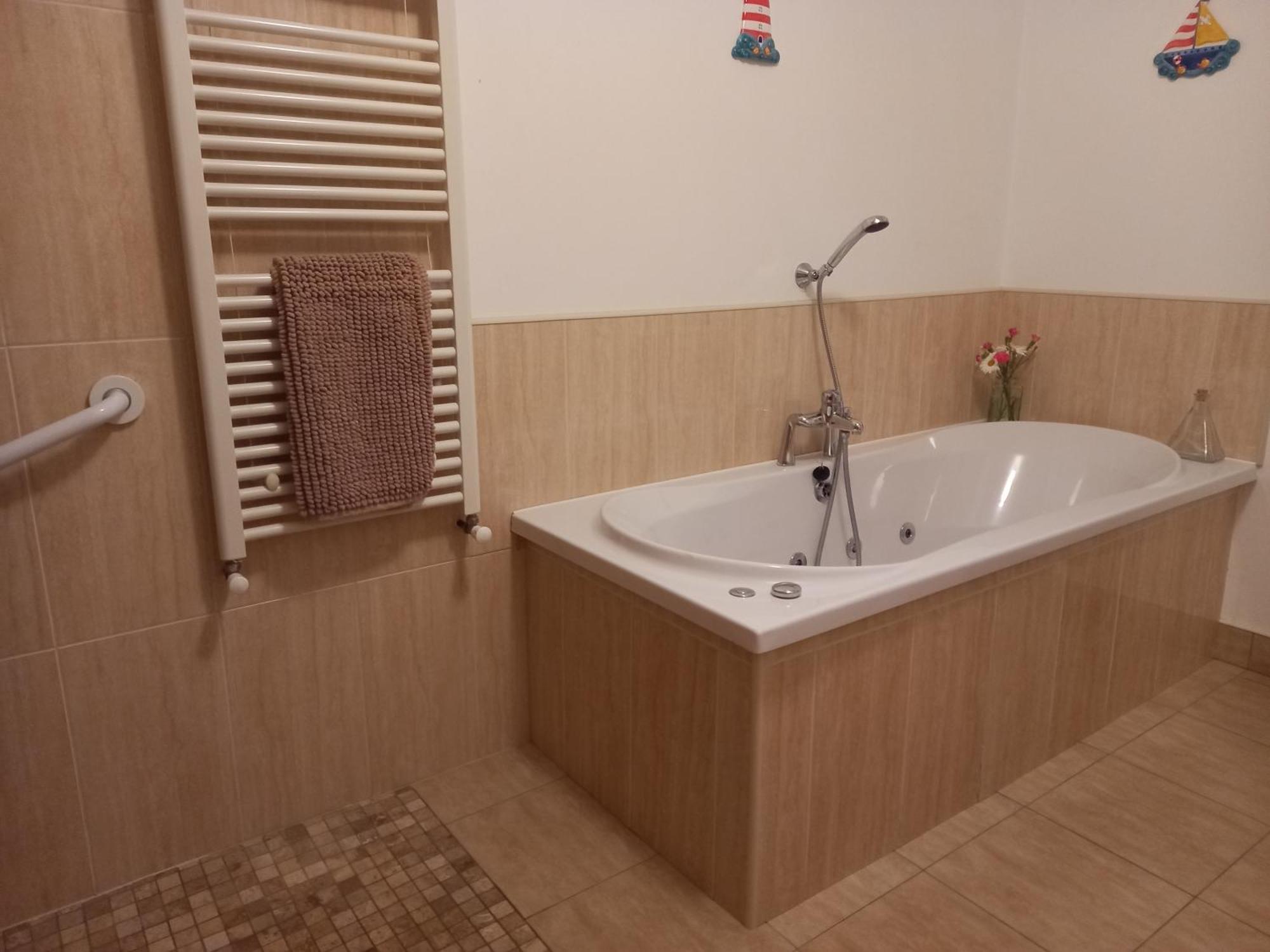 Appartamento Four Seasons Waterford Esterno foto